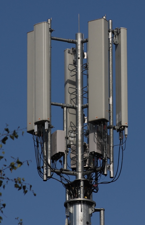 New Vodafone And O2 Masts With Schematics. 2G/3G/4G. 800/900/1800/2100/2600